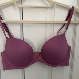 Victoria Secrets Love Cloud Lined Demi Bra 34c